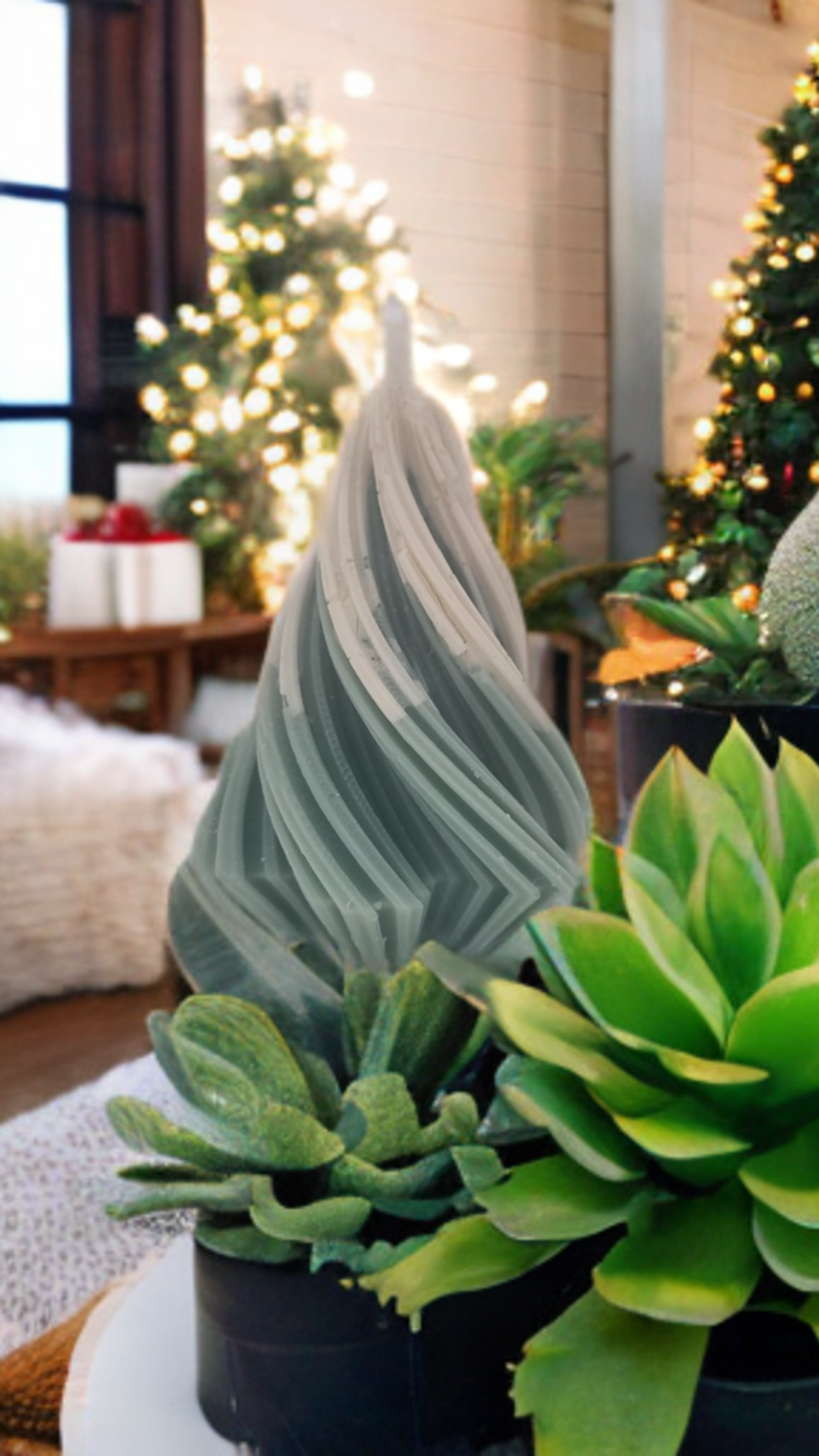 Hanging Christmas Tree Candle